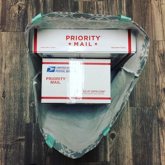 LIKE to bookmark my closet! - Picture 5 of 7